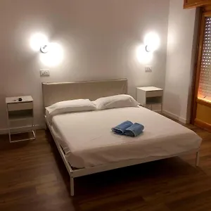  Hébergement de vacances Tourist House Le Casette Di Sofi Italie