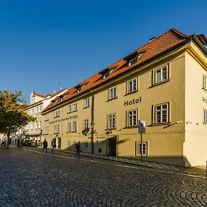 Archibald At The Charles Bridge Отель