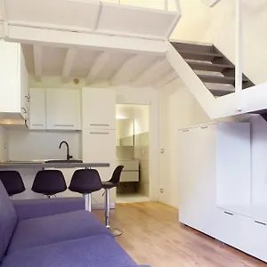 https://star-dust.it-lombardy.com